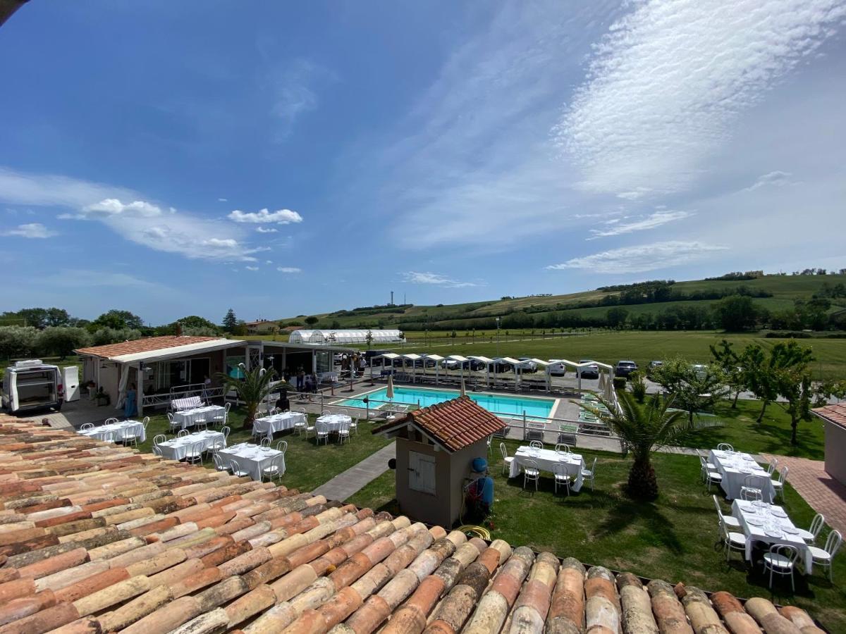 Quattro Stagioni Hotel Fano Buitenkant foto