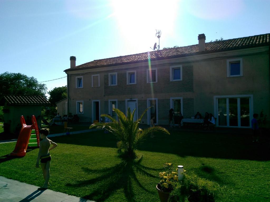 Quattro Stagioni Hotel Fano Buitenkant foto