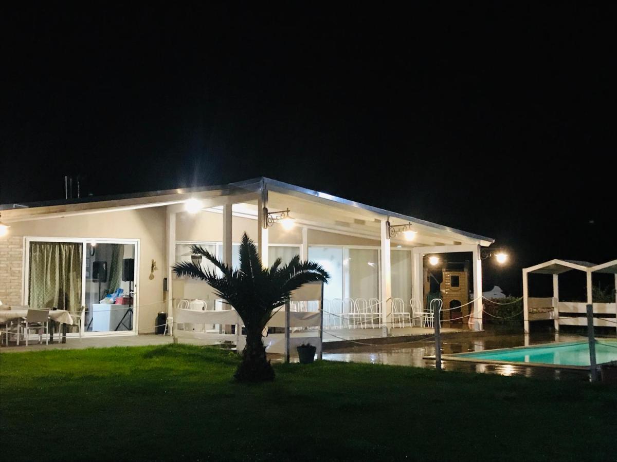 Quattro Stagioni Hotel Fano Buitenkant foto