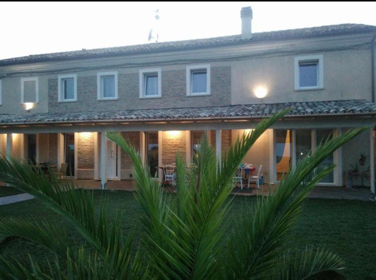 Quattro Stagioni Hotel Fano Buitenkant foto